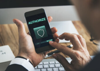 Гаджеттерді алаяқтардың зымиян әрекетінен қалай қорғау керек?