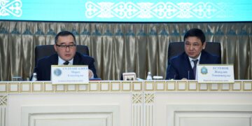 Алматы облысының әкімі Қарасай ауданы тұрғындарымен кездесті