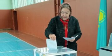 Үміттерін үкілей жетті