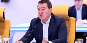 Премьер-министр Әлихан Смайылов өз қызметіне қайта тағайындалды