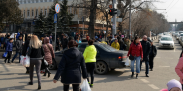 Халықтың қалтасын қағу