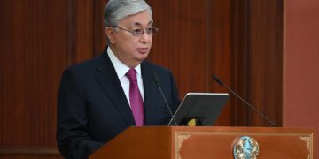 Президент: Халықтың табысы артуы үшін экономикалық өсім 6 пайыз болуы тиіс