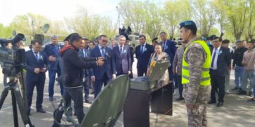 Алматы облысының әкімі мерекеде сарбаздарды құттықтады