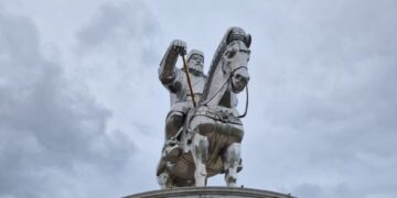 Алтайдың арғы жағы, бергі жағы