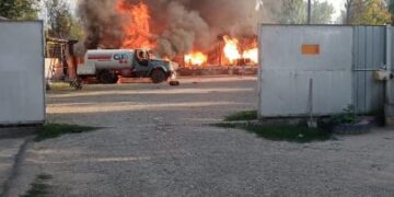 Саймасай ауылында өрт болып, 2 адамды күйік шалды