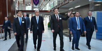 Мемлекет басшысы Сүлеймен Демирел атындағы университетке барды