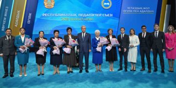 Бірнеше мұғалім “Қазақстанның еңбек сіңірген ұстазы” атағын иеленді