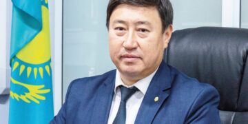 Төл теңге төрімізде