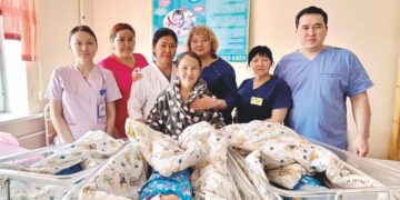 Үшем келді дүниеге