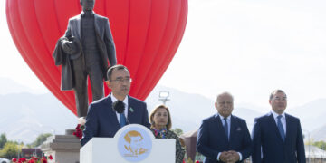 Соқпақбаев әлеміне саяхат