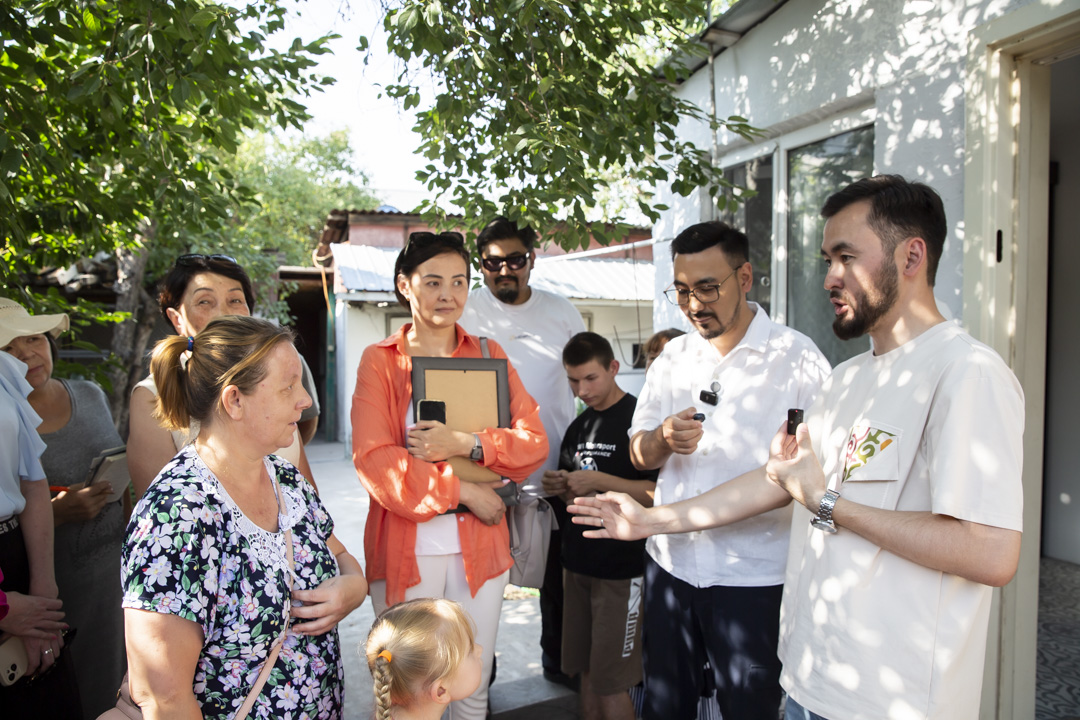 Максимге үй берілді