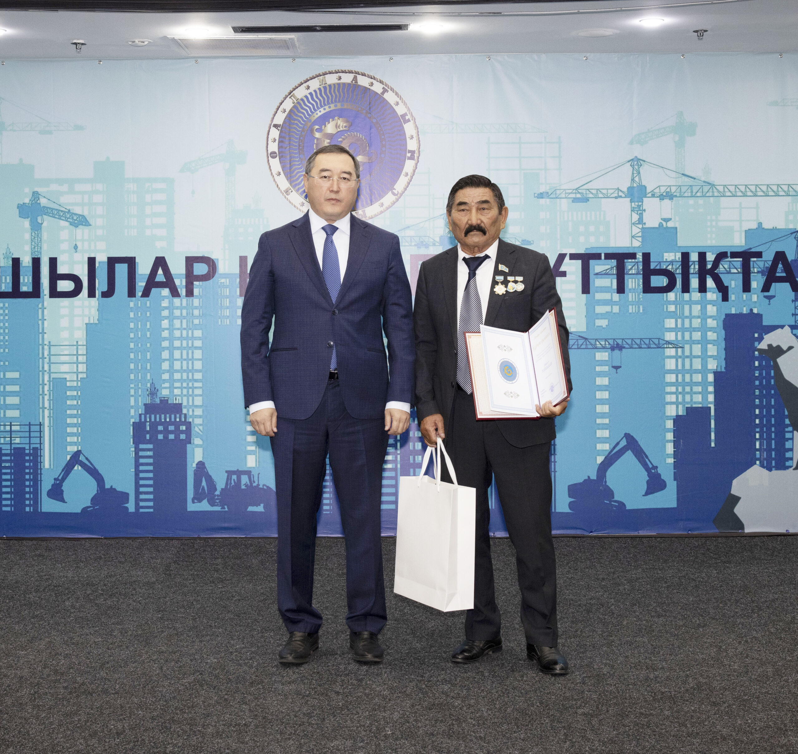 Құрылысшылар құрметке лайық