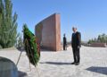 Президент Қасым-Жомарт Тоқаевтың Қырғыз Республикасына ресми сапары «Ата бейіт» ұлттық тарихи-мемориалдық кешеніне зиярат етуден басталды