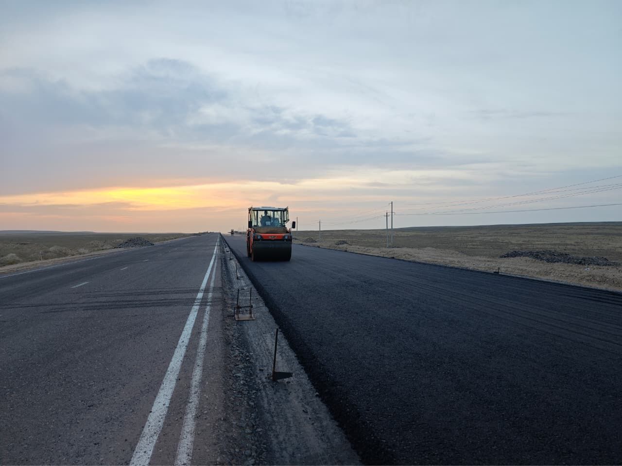 “Қонаев-Күрті” автомобиль жолының жарты бөлігінде жөндеу жұмыстары толық аяқталды