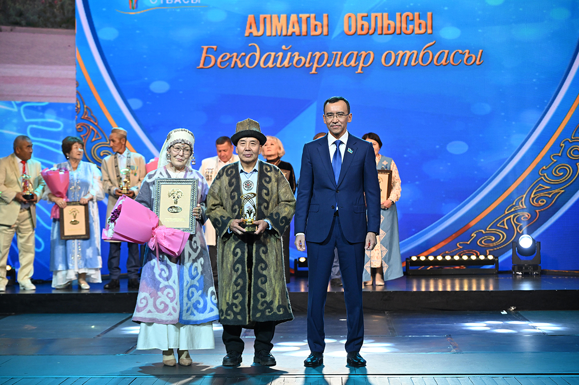 Жеңімпаз әулет