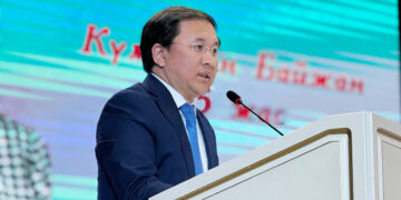 Қарымды қаламгер құрметтелді