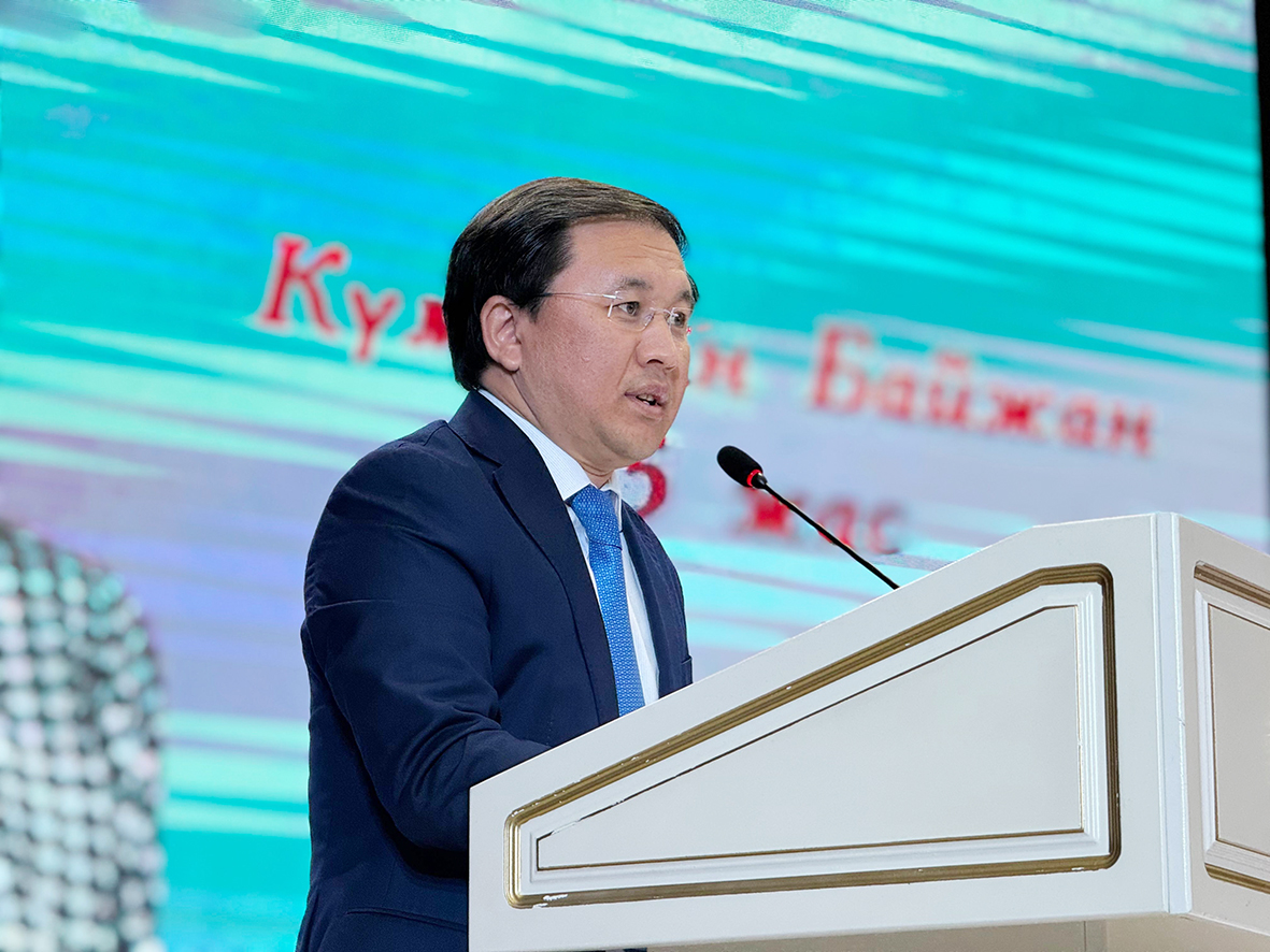 Қарымды қаламгер құрметтелді