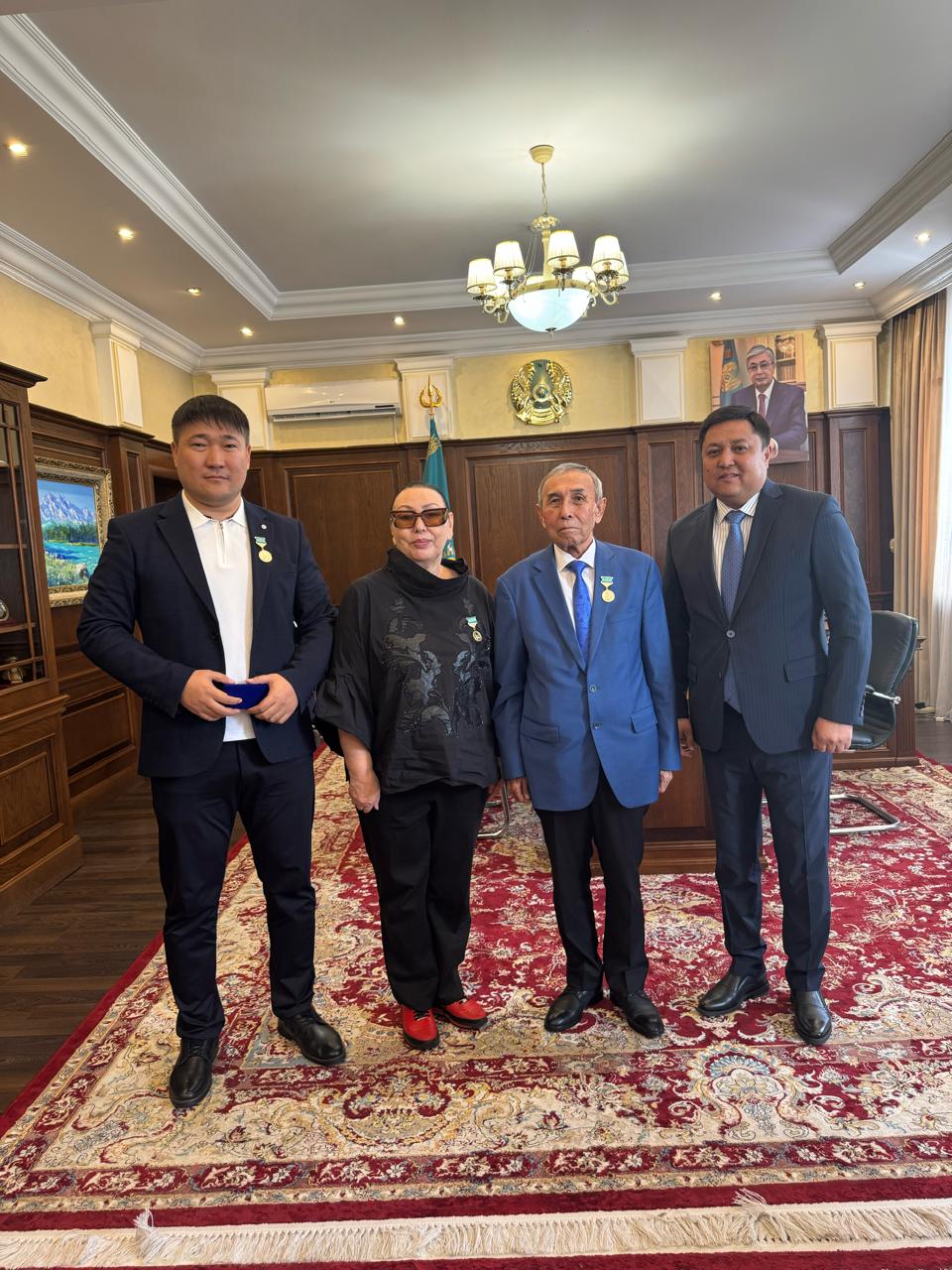 Газеттің орны бөлек