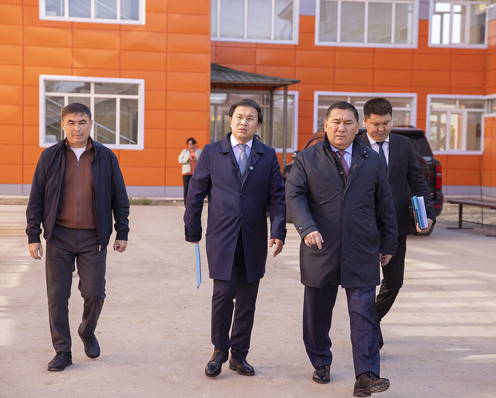 Кемшілікке кеңшілік жоқ