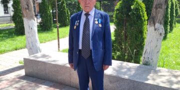 АРМАНЫ  БИІК  АҚСАҚАЛ