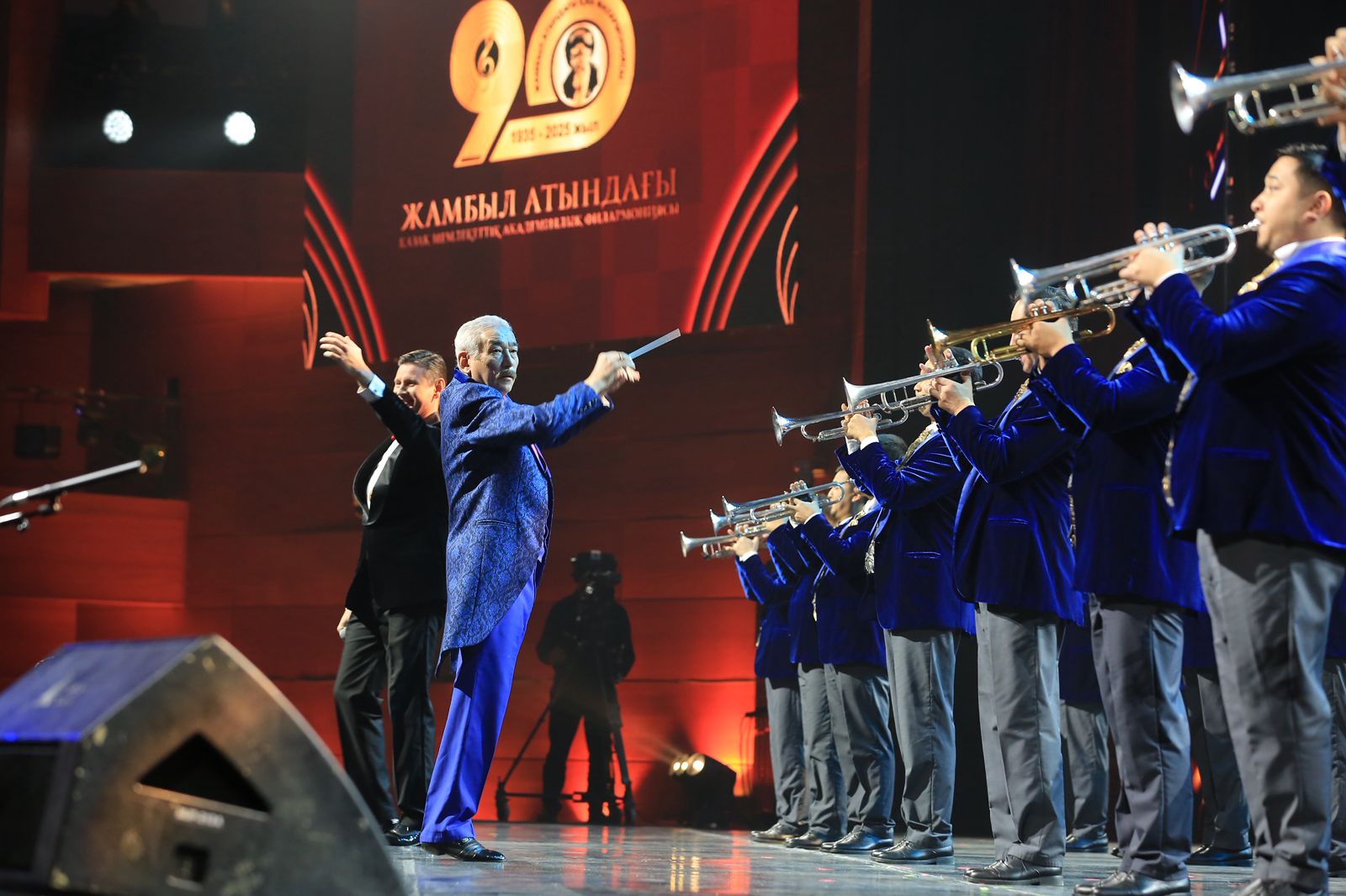 Мерейлі белес