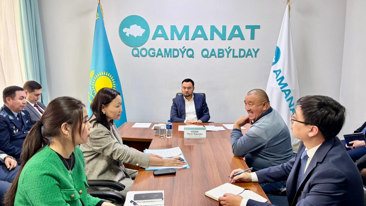 Алматы облысы әкімінің орынбасары Рустам Исатаев азаматтарды қабылдады