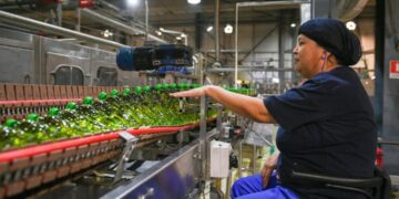 Өнеркәсіп өндірісі 2,1 трлн теңгеге жетті: Алматы облысы өңдеу секторының орталығына айналып келеді