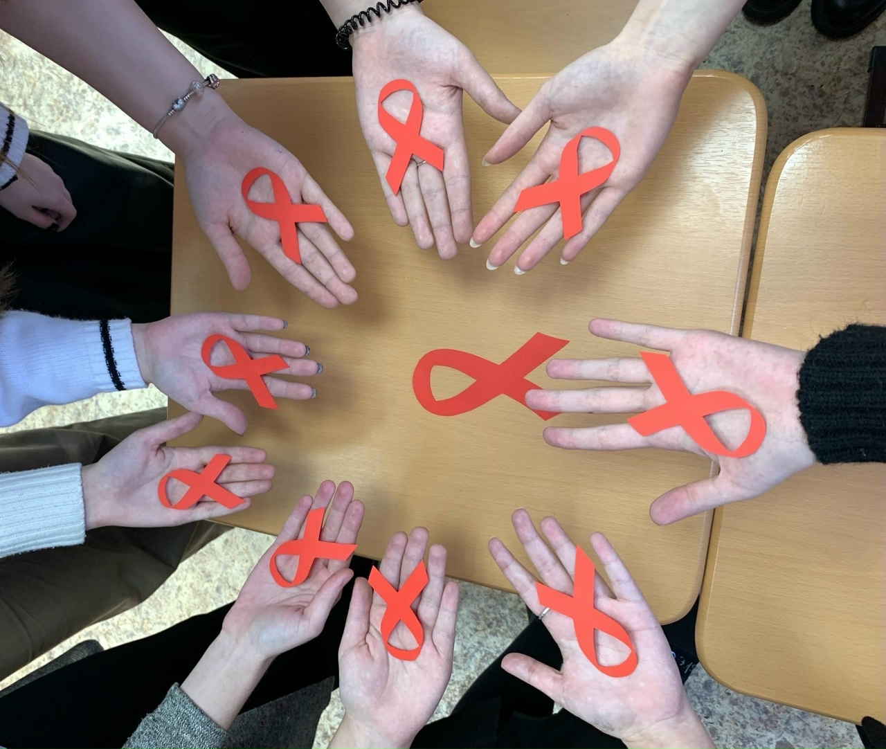 Алматы облысы: ВИЧ жұқпасының жаңа жағдайлары азайып, тестілеу мен жауапкершілік артып келеді