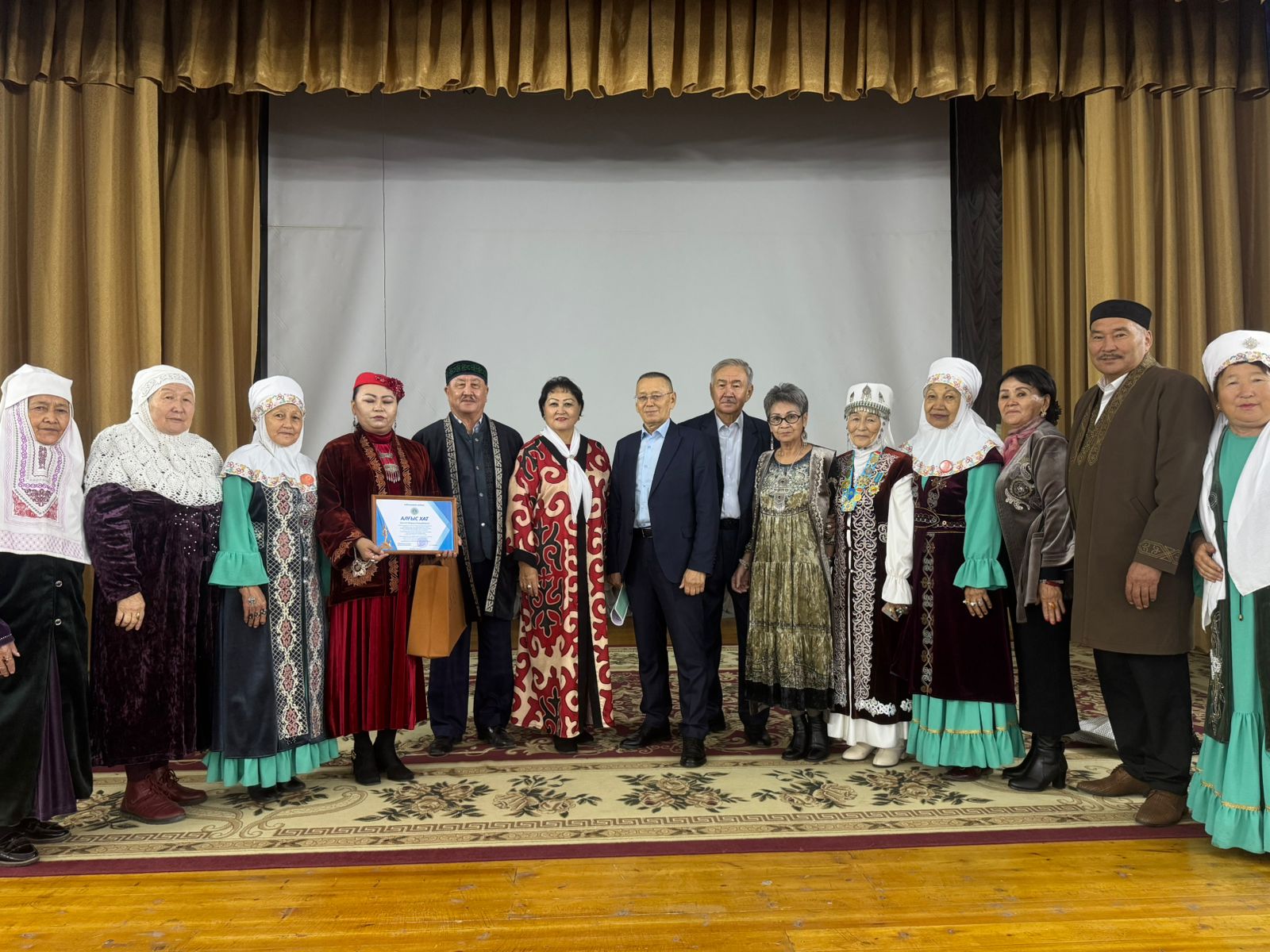 Дәстүрлі өнерді дәріптеген