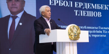 Жеті жұрттың тілін біл!