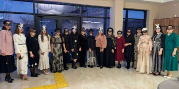 Кітапхана түні