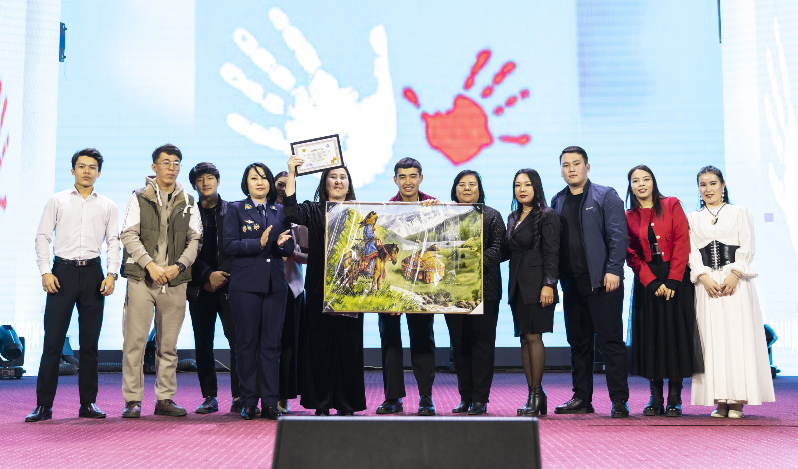 Жеңімпаздар марапатталды