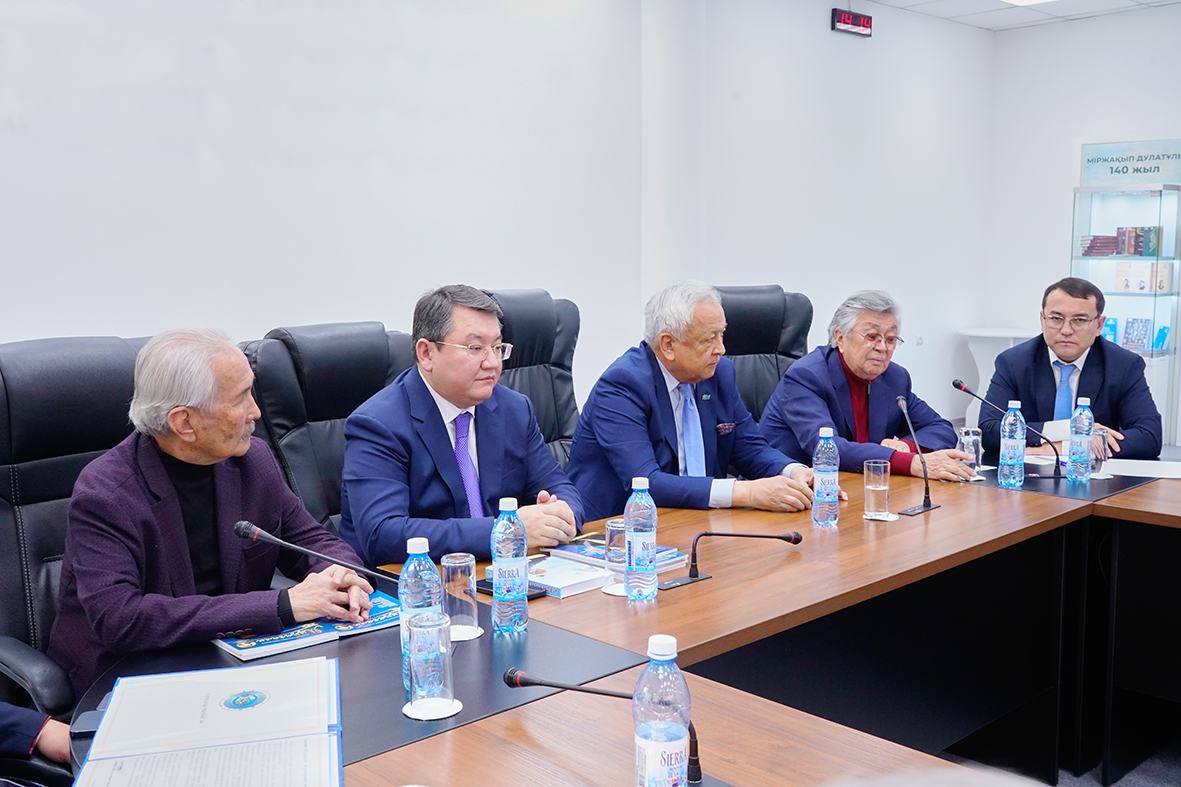 Ақынға қойылған ғажайып ескерткіш