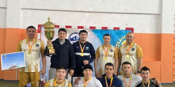 Тәуелсіздік күніне орай әскерилер доп додасын өткізді