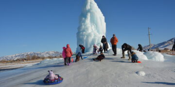 Кім құмартса, өзі көрсін көзімен