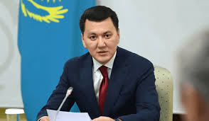 Ерлан Қарин Парламенттік реформа жөніндегі жұмыс тобының атқарған ісіне тоқталды