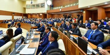 СЕНАТ ТӨРАҒАСЫ: ПРЕЗИДЕНТТІҢ ПАРЛАМЕНТТІК РЕФОРМАСЫ ЦИФРЛЫҚ ДЕМОКРАТИЯНЫҢ ОЗЫҚ ҮЛГІСІ БОЛУҒА ТИІС