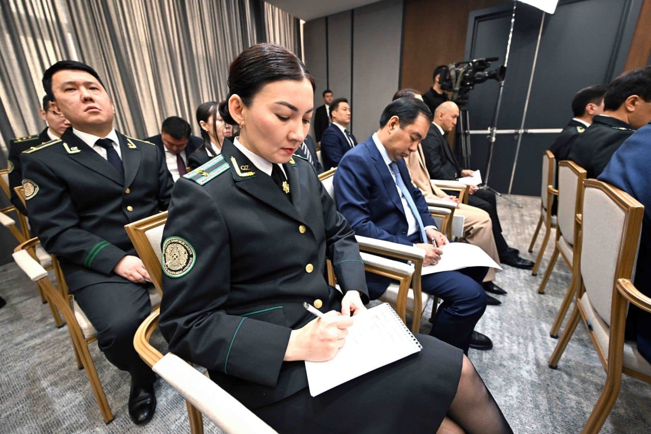 Қасым-Жомарт Тоқаев заңды тұлғалардың күмәнді табыстарды заңдастыруына қатысты жазаны күшейтуді тапсырды