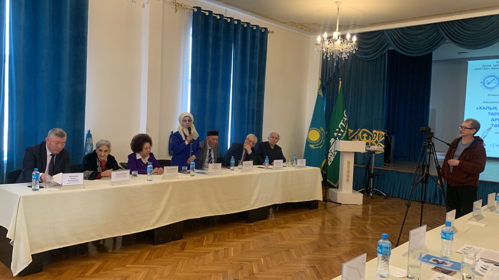 Ұлтқа қызмет етудің биік өлшемі