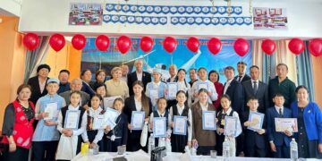 Ақын есімі ардақталды