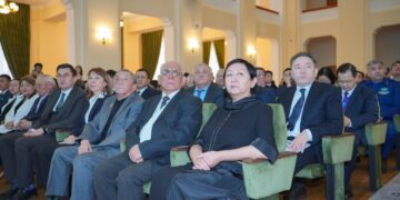 Алматыда «Әділетті және прогрессивті Қазақстанның халықтық Конституциясы үшін» жалпыұлттық коалициясы мүшелері ғылыми қауымдастық өкілдерімен кездесті