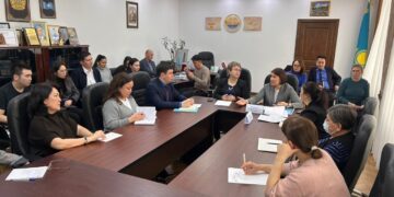 Астанада сарапшылар «Отбасылық құндылықтардың құқықтық негізі және әлеуметтік қорғау» тақырыбы аясында жаңа Конституция жобасын талқылады