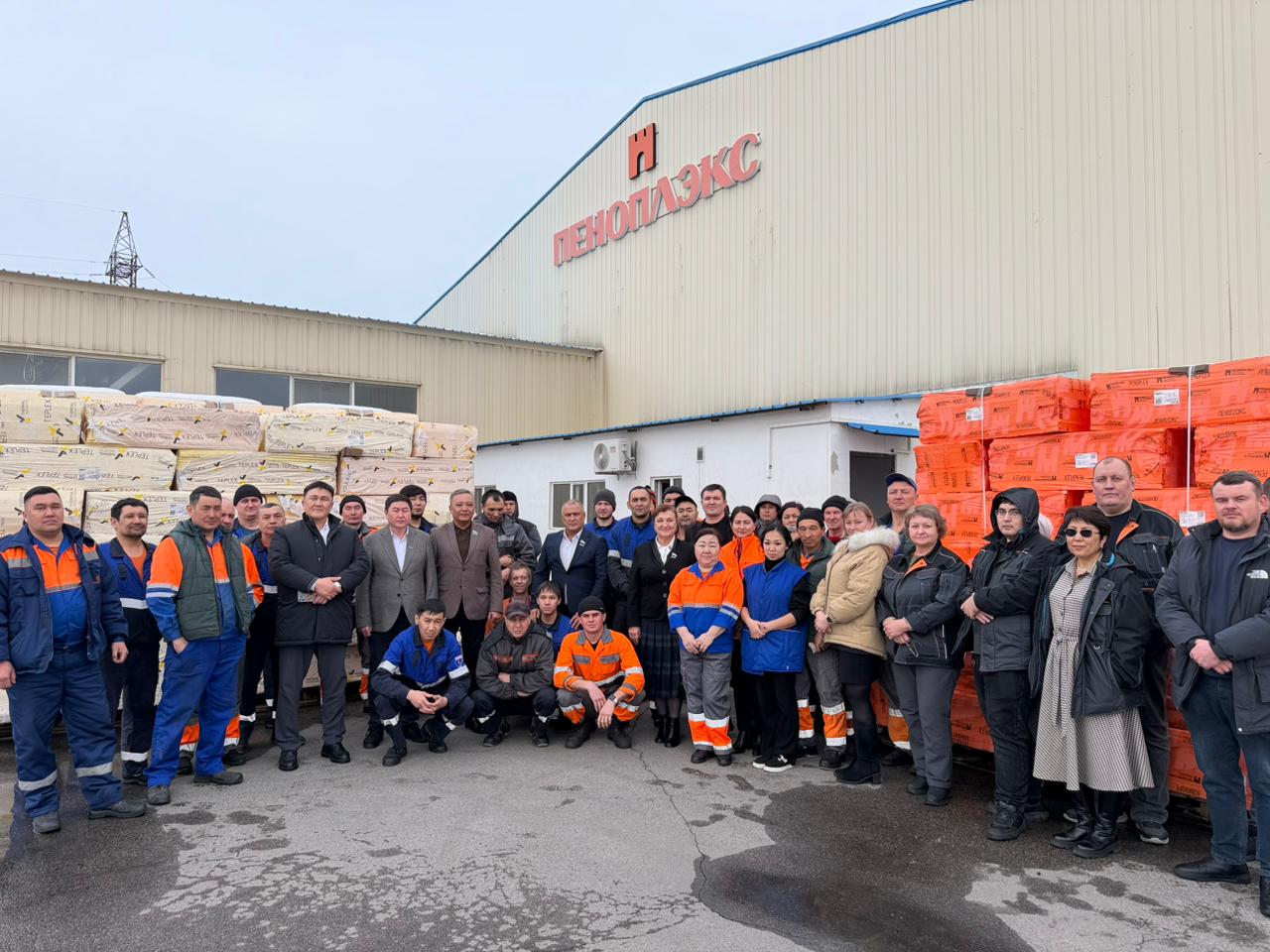 «Пеноплекс» ЖШС ұжымымен Конституция жөнінде түсіндіру кездесуі өтті