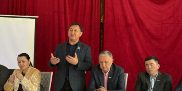 Коалиция мүшелері Ж.Жабаев атындағы мектеп ұжымымен кездесті