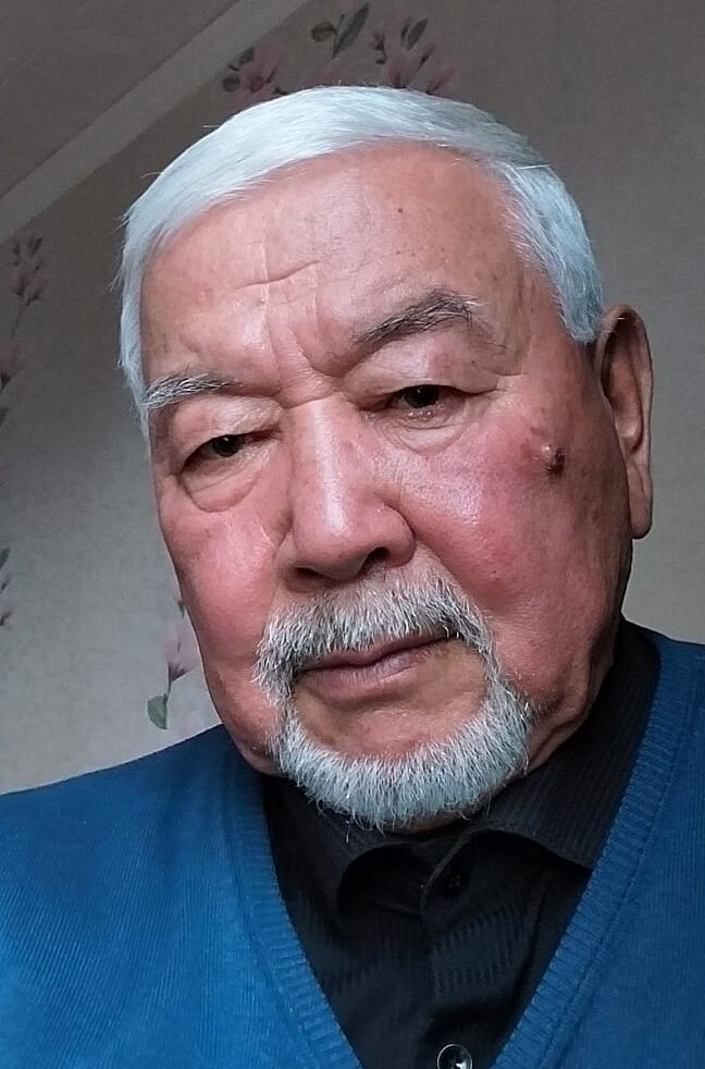 Берік негіз қалайды