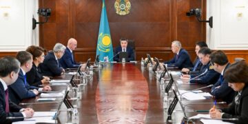 Үкіметте жаңа Конституция жобасын талқылау аясында ақпараттық-түсіндіру жұмыстарын ұйымдастыру бойынша кеңес өтті