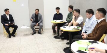 Алматылық жастар жаңа Конституция жобасын қолдады