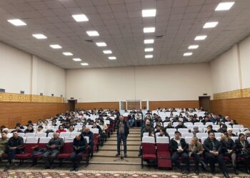 КОАЛИЦИЯ МҮШЕЛЕРІ ШЕЛЕК ТҰРҒЫНДАРЫМЕН КЕЗДЕСТІ