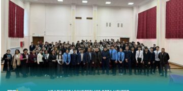 Коалиция өкілдері №2 орта мектеп ұжымымен жүздесті