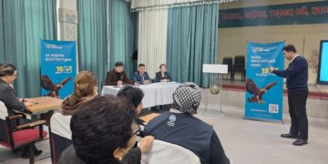 Коалиция өкілдері Абай атындағы қазақ орта мектебінің ұстаздарымен кездесті